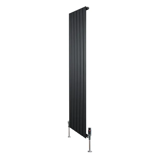 Q-Rax Radiatori a Pannelli Piatti 1600x420 radiatore nero con valvole