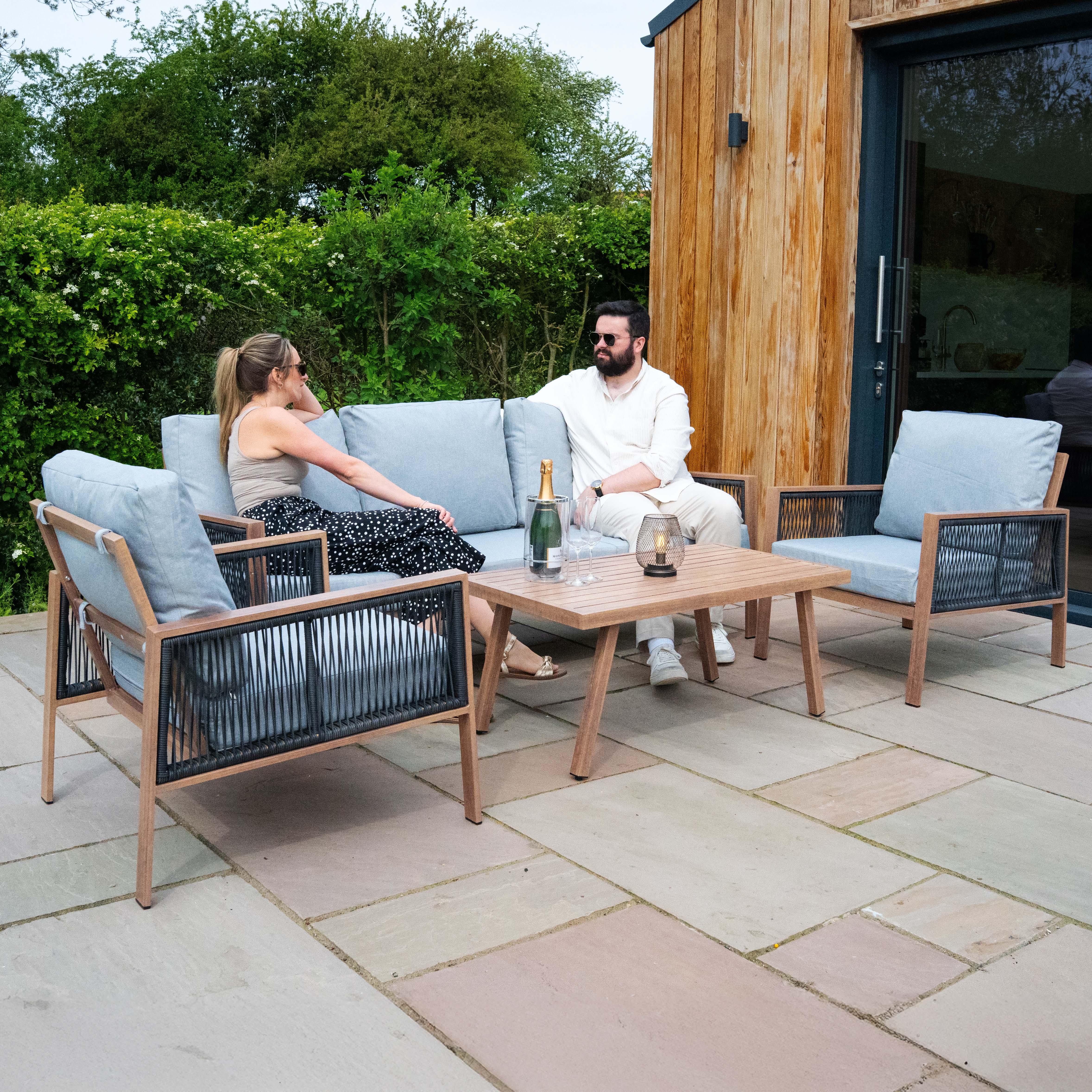 Q-Rax Mobili da Esterno set divano giardino 4 pezzi legno