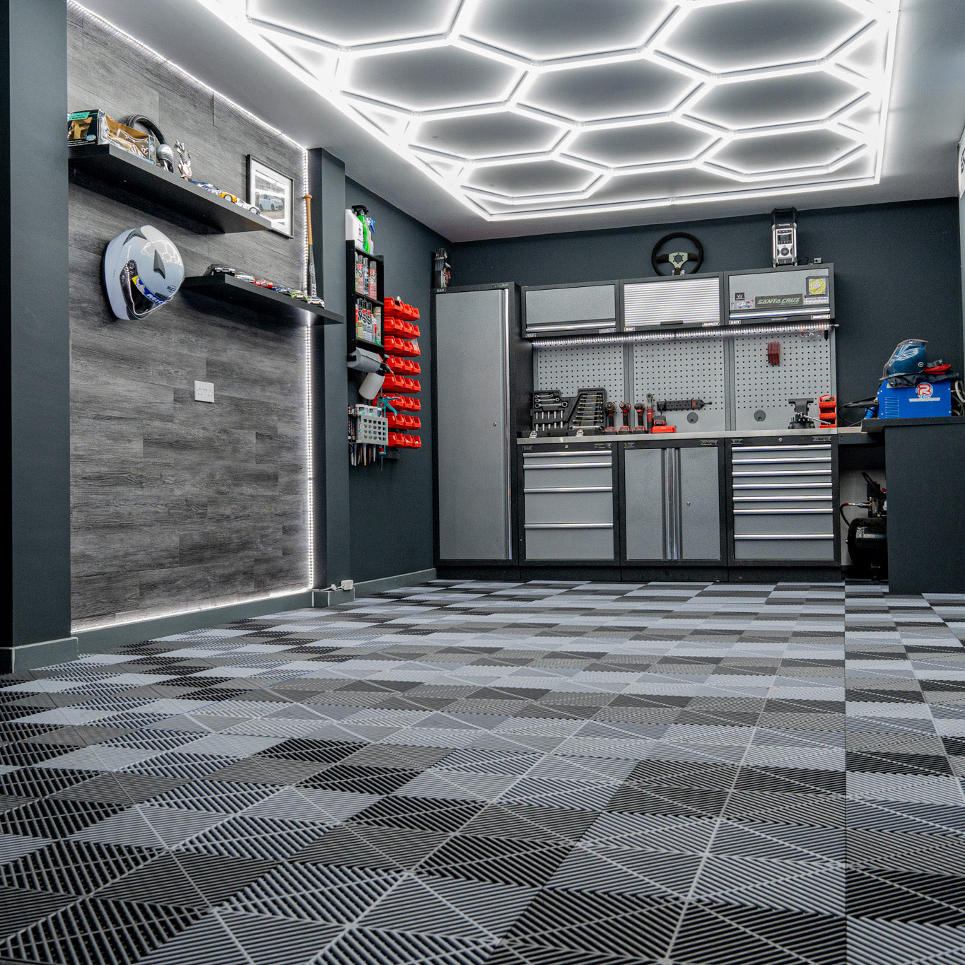 Q-Rax Piastrelle Ventilate Pavimento Garage 60 Nere+60 Grigie LED