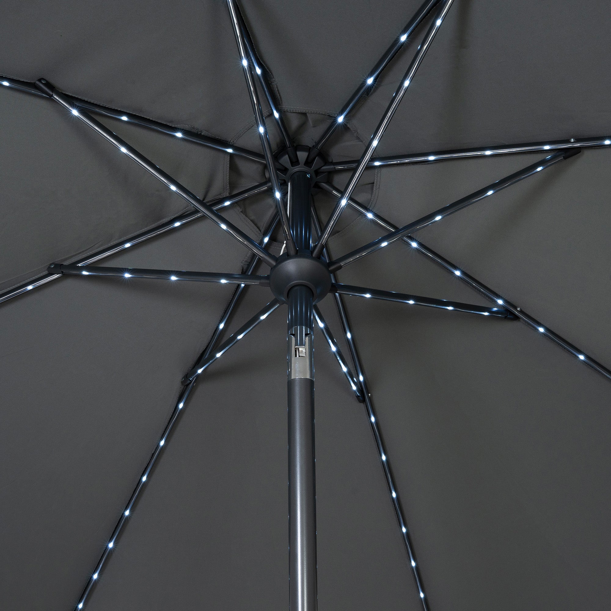 Q-Rax Mobili da Esterno Ombrellone LED 2,7m Grigio Solare Inclinabile