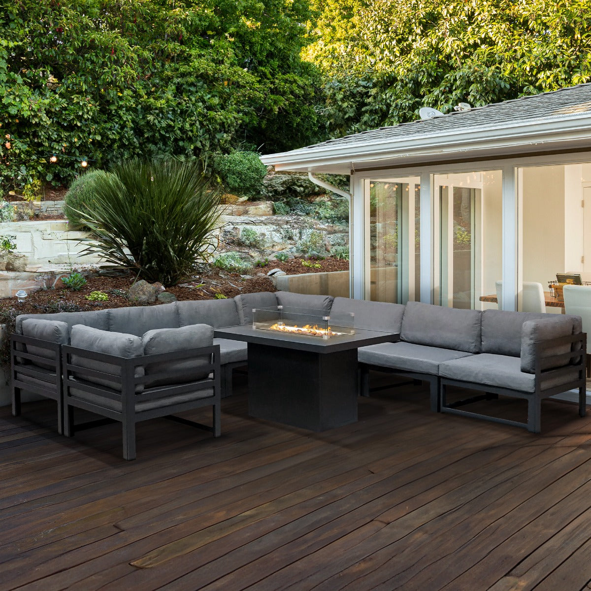 Q-Rax Set Mobili Giardino Componibile 8 Posti con Focolare
