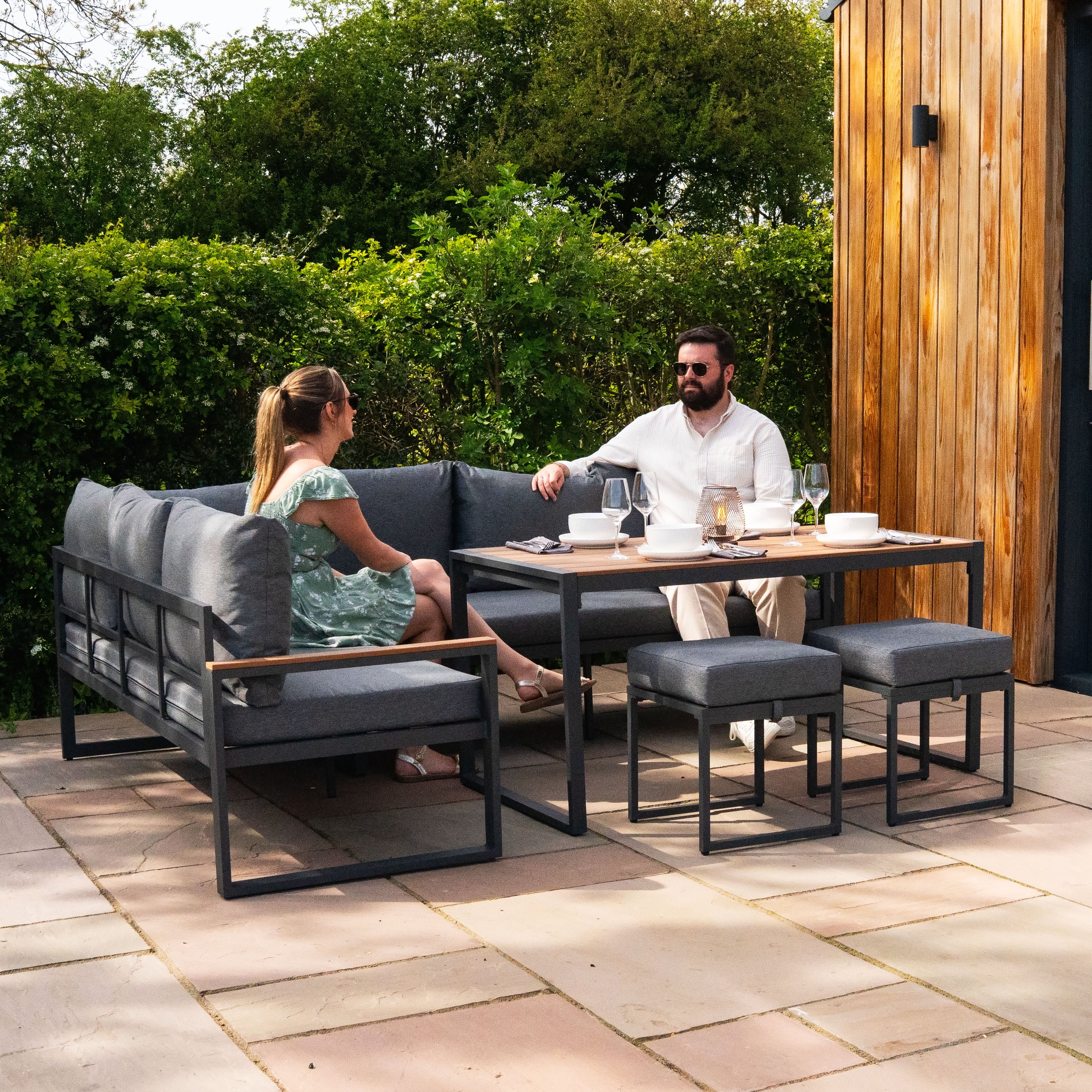 Q-Rax Set divano angolare alluminio + cassapanca rattan nero