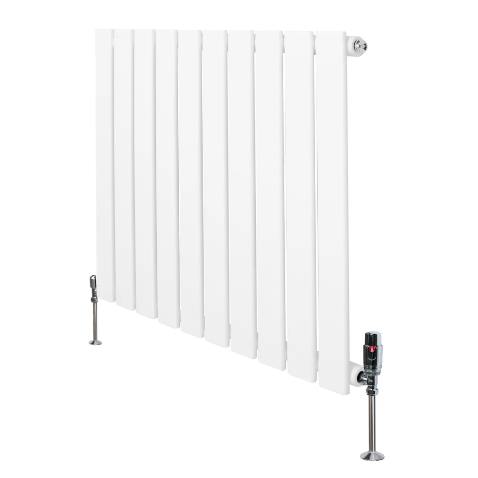 Q-Rax Pannelli Piatti 600x700 radiatore bianco con valvole