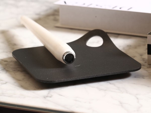 Officinanove Bugia portacandela acciaio design moderno