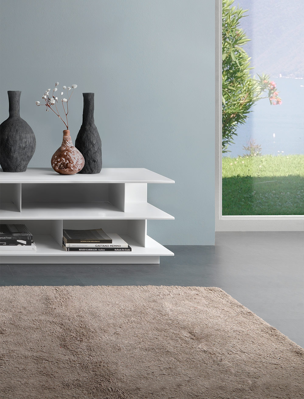 Siderio Venere mobile TV HiFi lamiera fori cavi