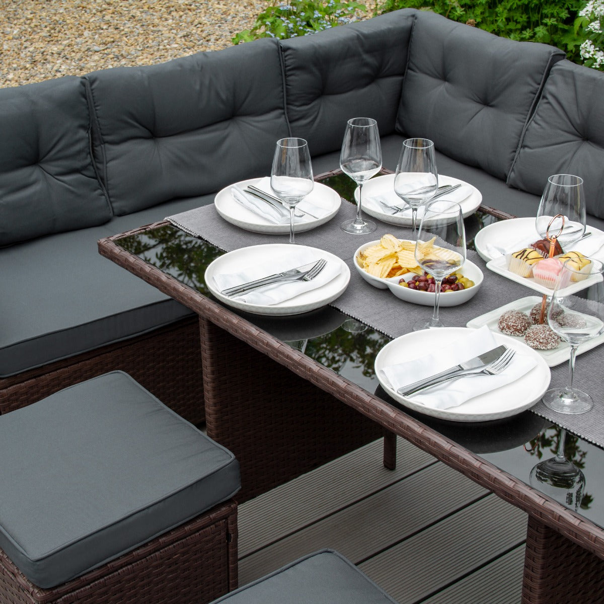 Q-Rax Mobili da Esterno Set Rattan 9 Posti Marrone con Box