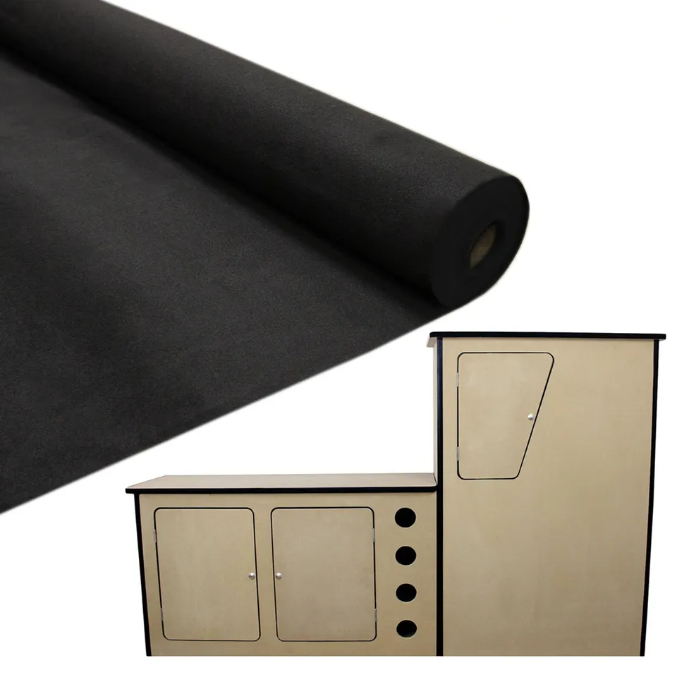 Q-Rax T-Mech Moquette Camper Nera 11 mq con Cucina MDF