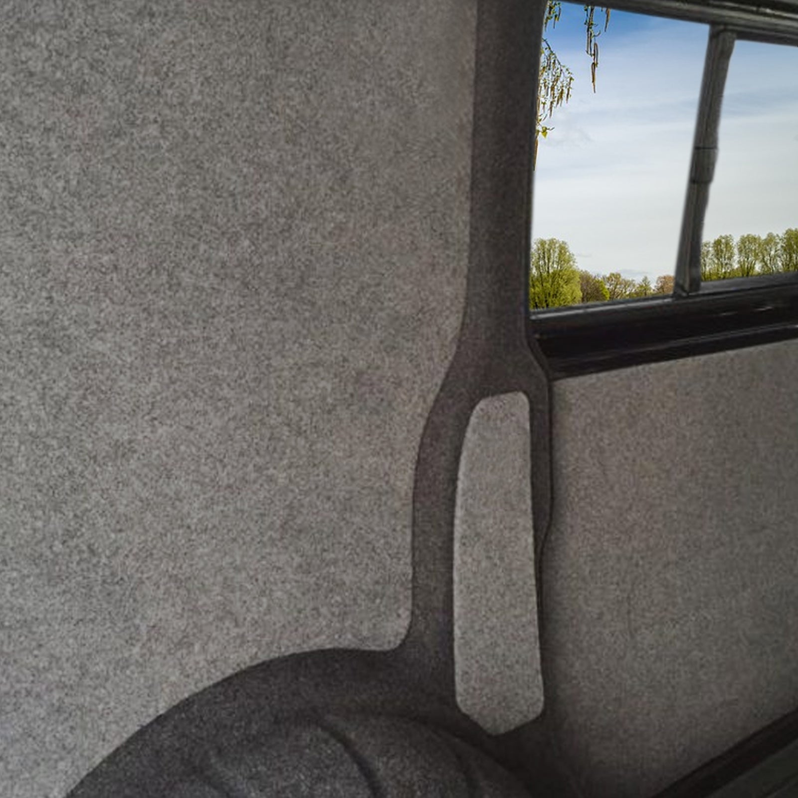 Q-Rax Moquette Antracite 11m2 per Furgoni + 5 Spray Adesivi