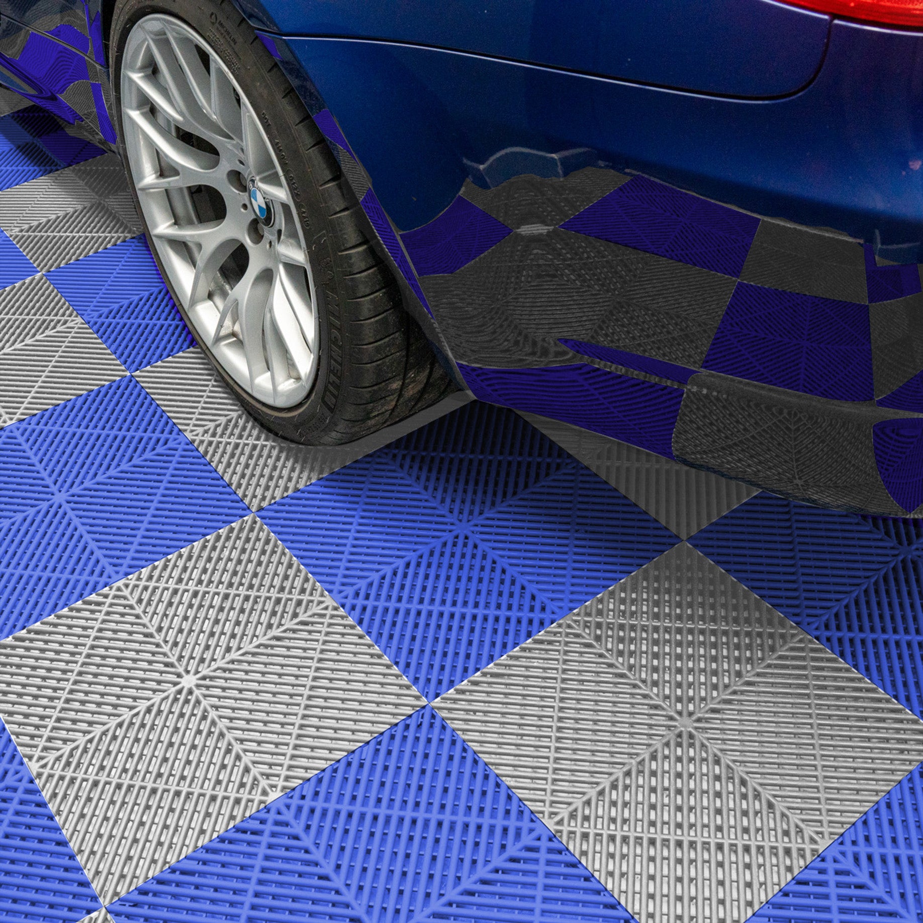 Q-Rax Piastrelle Ventilate 60+60 pavimento garage grigio blu con LED