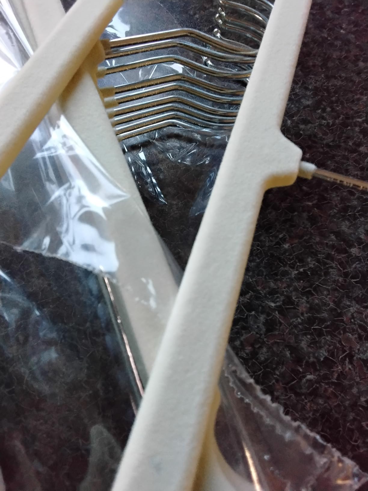 HGYZE Grucce Appendiabiti in Velluto pantaloni beige 10 pezzi antiscivolo