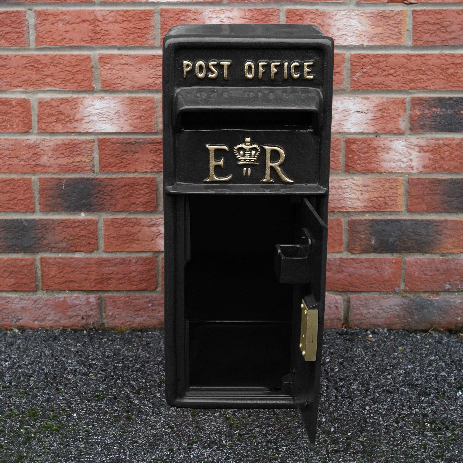 Q-Rax Cassetta Postale Britannica Nera buca lettere ghisa