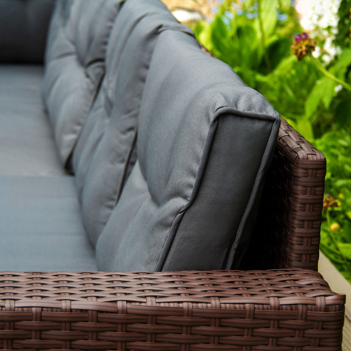 Q-Rax Mobili da Esterno Set Rattan 9 Posti Marrone con Box
