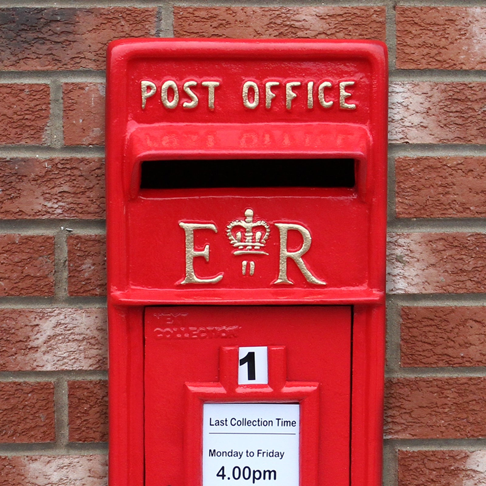 Q-Rax Cassetta Postale Britannica con Piedistallo rossa ghisa