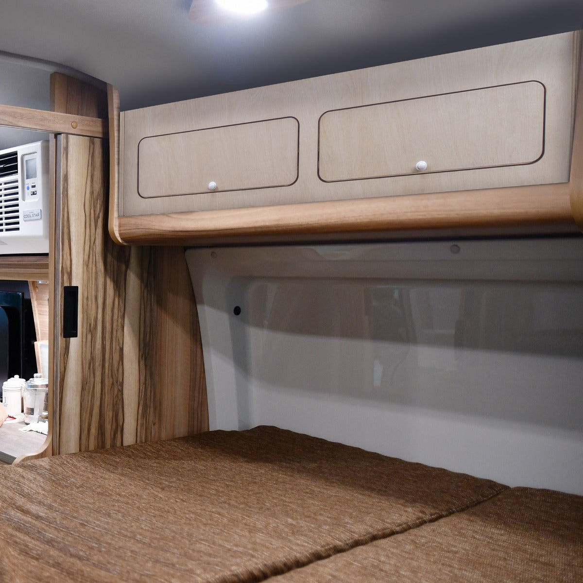 Q-Rax Accessori per la casa Armadio Pensile Camper 120 cm Legno